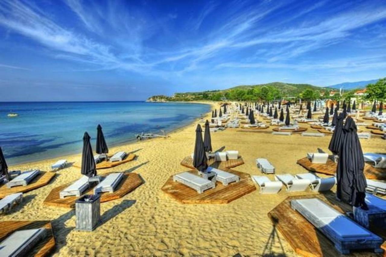 Yannis Hotel Krinidhes ภายนอก รูปภาพ